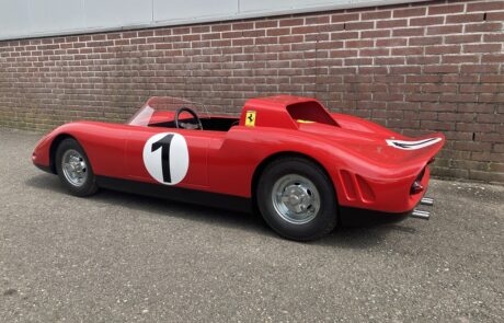 Mortarini Ferrari 330 P2